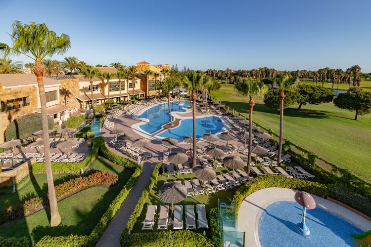 1 _hotel_birds_eye_view B4cc1242.jpeg