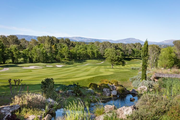 Riou Hole 18 Fairway Ravines