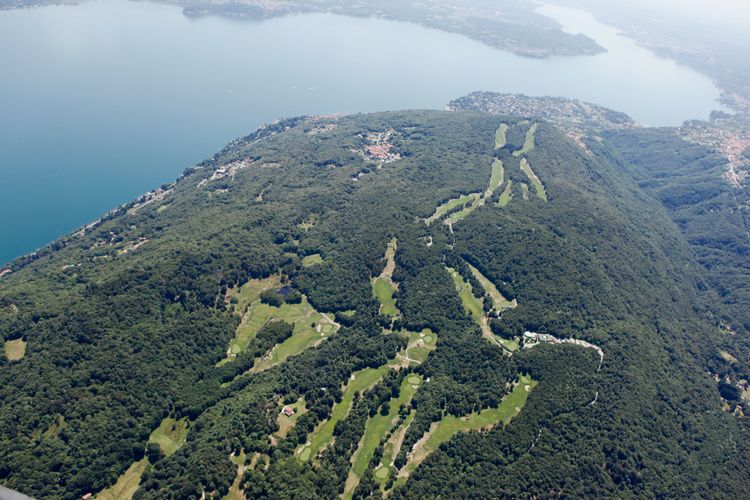 Iles Boromees Golfbaan Italie Lagomaggiore Foto Lucht