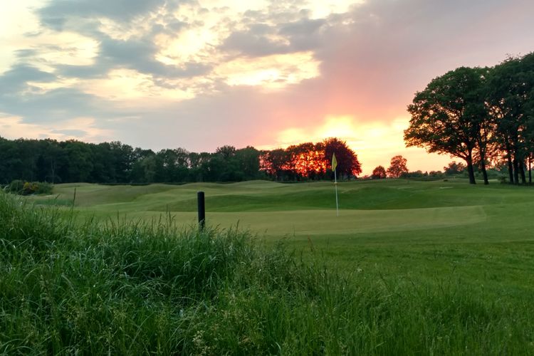 Keppelse Golfclub Green Zonsondergang