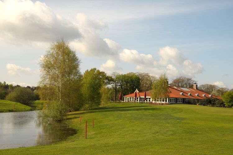 Twentsche Golf Nederland Twente Clubhuis.JPG