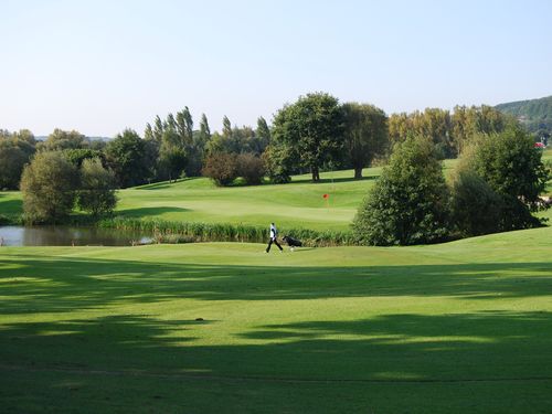Nederland Maastricht Golfbaan Mergelhof Golfer