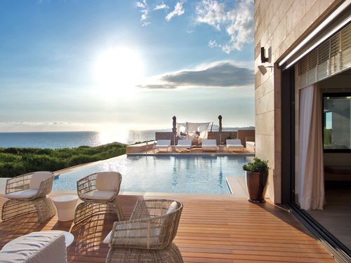 The_Romanos_a_Luxury_Collection_Resort_3