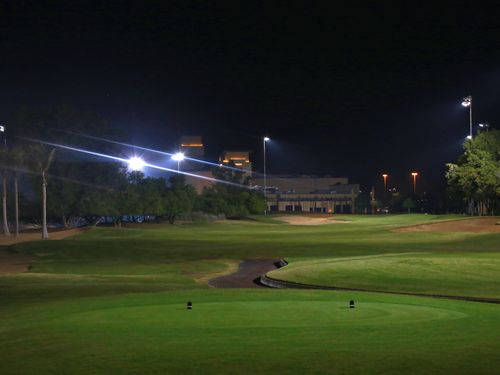 Abudhabigolfclub Teeshot Verlicht