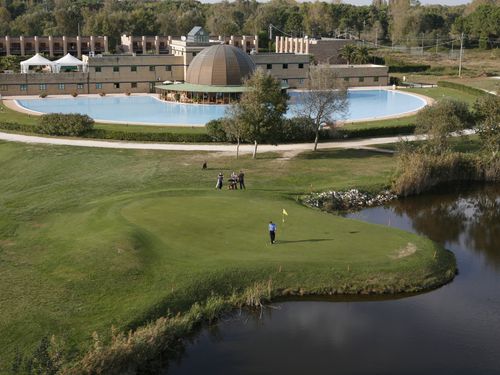 Cosmopolitan Golf Italie Toscane Green 18.JPG