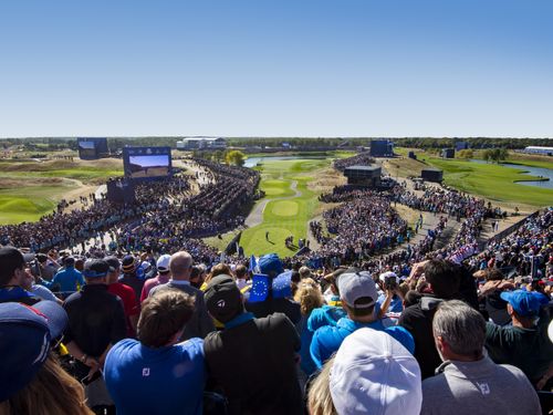 Frankrijk Parijs Golfbaan Legolfnational Albatros Rydercup Teeshot Hole1