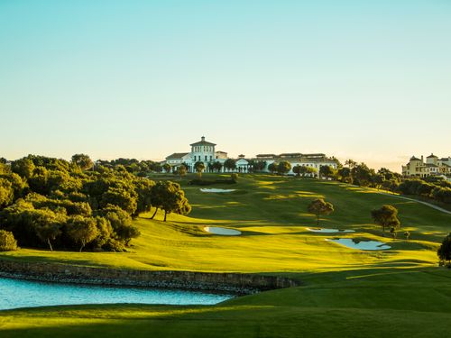 La Reserva Golf Spanje Costa Del Sol Clubhuis Water