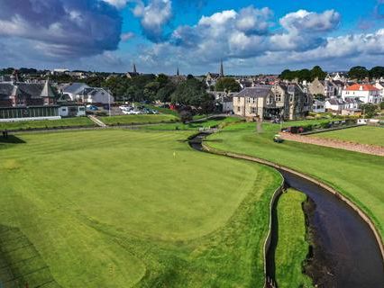 Leven Links Golf Course Golfreizen Schotland Golfvakantie Linkscourse Stad