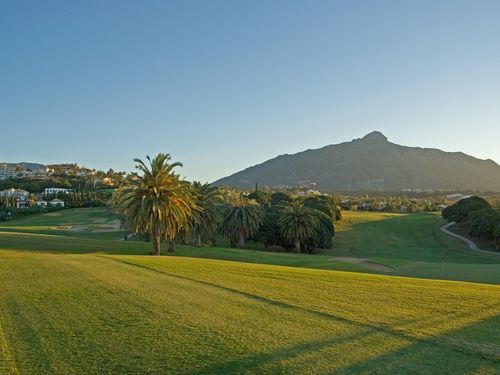 Los Naranjos Golf Spanje Costa Del Sol Golfbaan Schemer