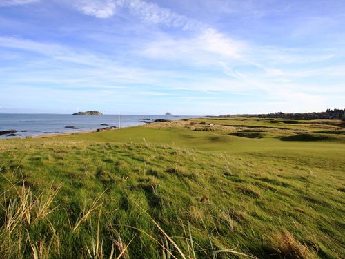 North Berwick Golf Schotland Edinburgh Zee.JPG