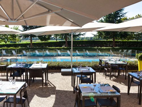 Novotel Le Golf National Zwembad