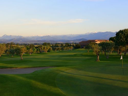 Peralada Golf Spanje Costa Brava Hole 1