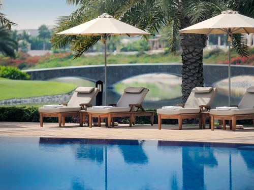 Theadressmontgomerie Zonnebedden Zwembad