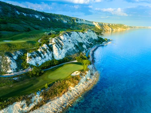Thracian Cliffs Golf Bulgarije Green Klif Zee
