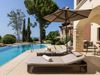 Ah_hotel_one_bedroom_suite_swim_up