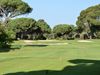 Frankrijk Cotedazur Golfbaan Golfdevalescure Teeshot Pijnbomen Bunkers Green
