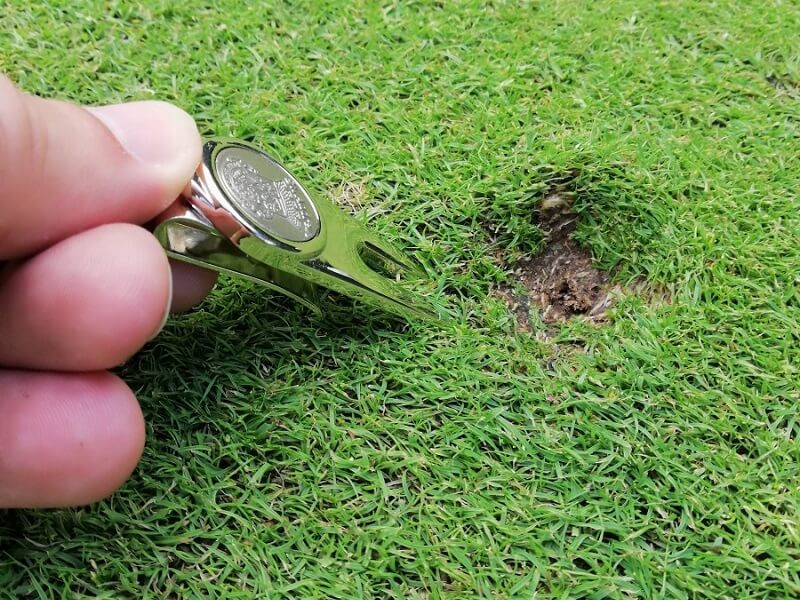 pitchmark repareren - golf etiquette